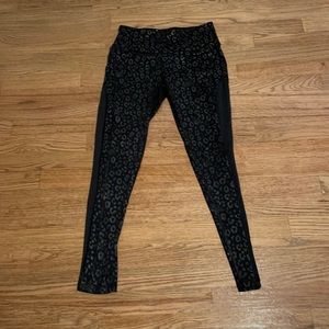Selling size small black cheetah print leggings